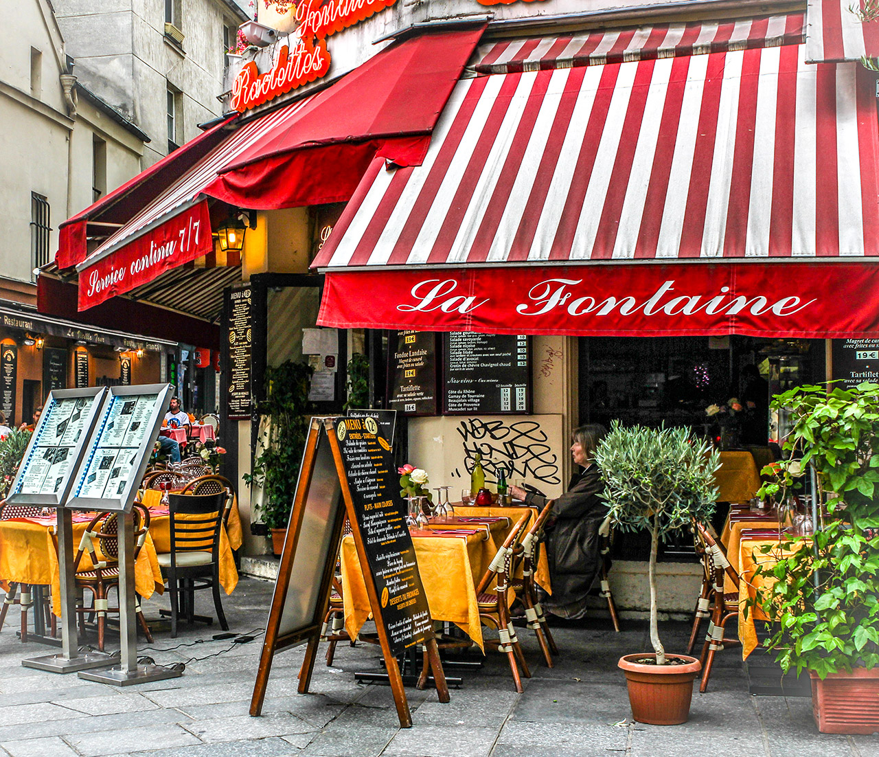 Restaurante La Fontaine en París.